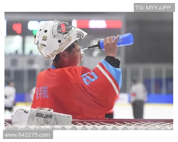 赛后分析:北京排球队与重庆排球队的比赛节奏与战术对比探讨 赛后分析:北京排球队与重庆排球队的比赛节奏与战术对比探讨